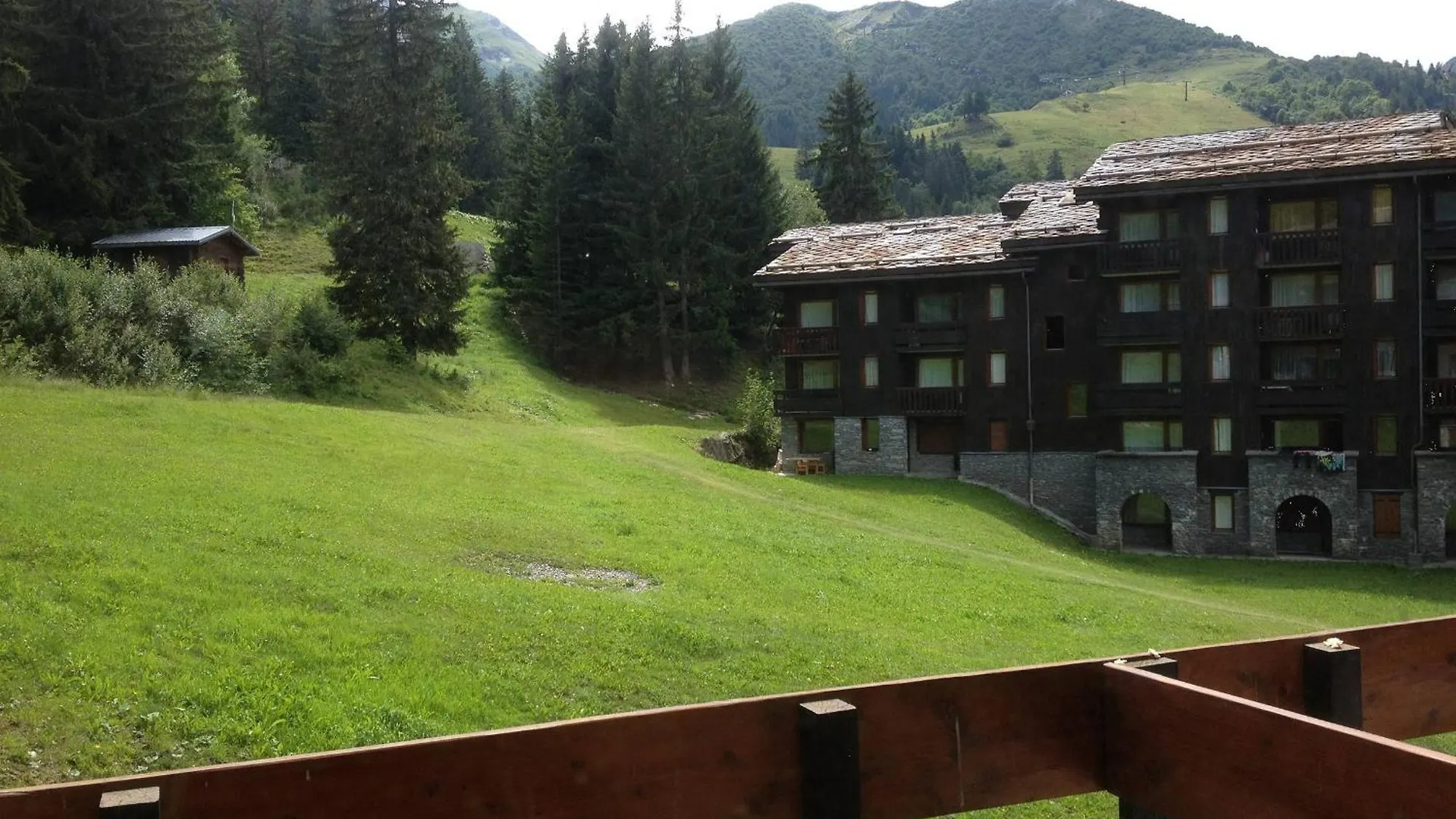 Appartement Cosy Avec Balcon - 50M Des Pistes - Hameau Creve-Coeur Valmorel Apartment